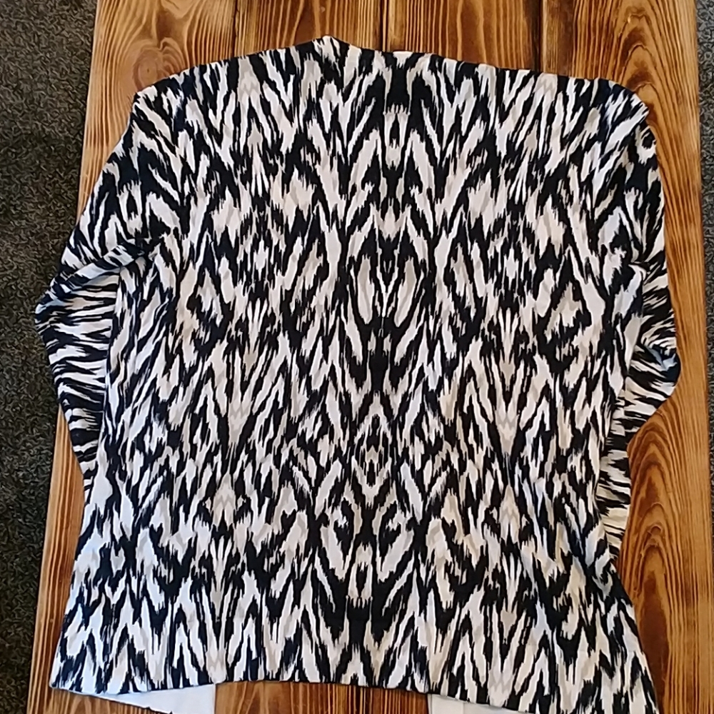 Studio Works Cardigan - Picture 3 of 4